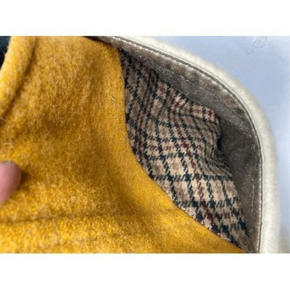 Baabaazuzu One-of-Kind Handbag‎ Purse Recycled Wool Gold Beige Tan Cream Gray